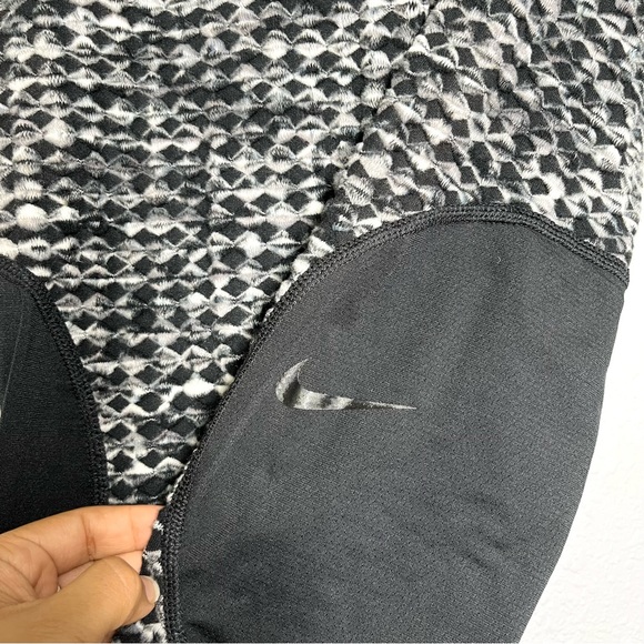 NWT Nike Warm Velour Hyper Warm Leggings - Picture 9 of 10